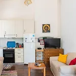 Imerios Nisyrian House Semesterbostad *