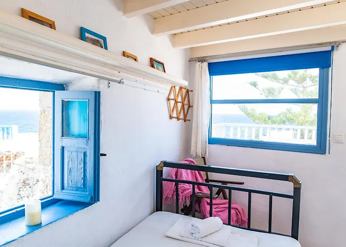 Imerios Nisyrian House Mandrákion