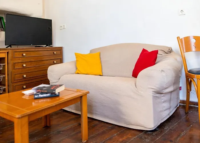 Imerios Nisyrian House