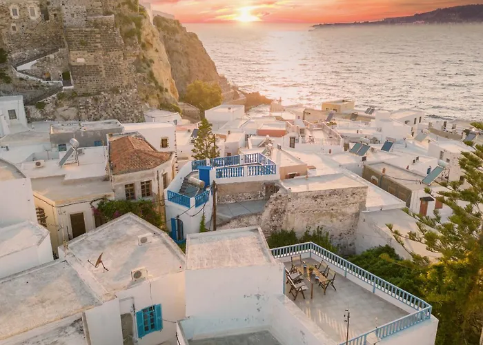 Imerios Nisyrian House بيت للعطل Mandrákion